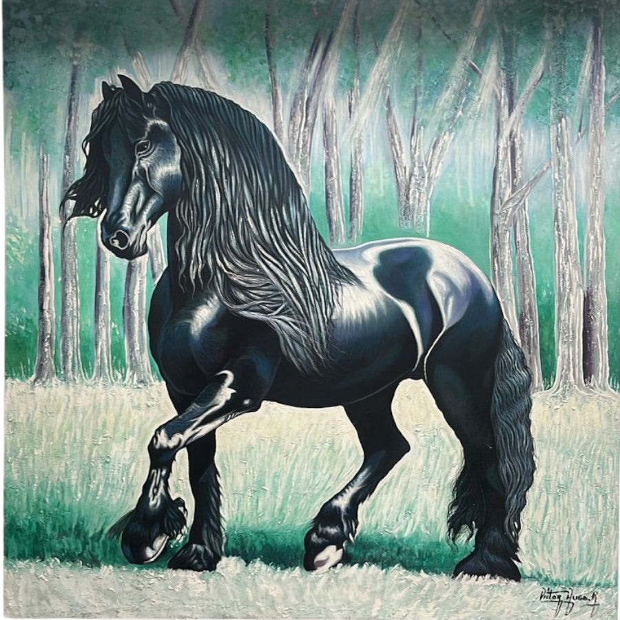 Caballo negro en bosque
